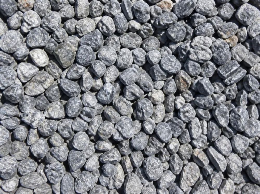 10mm khadi crushed stone aggregate for RCC and precast work in Mumbai